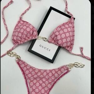 ISO: TOP in Picture Only - Not selling, looking to buy